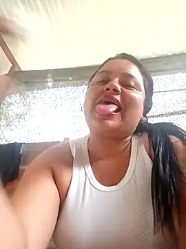 Snapshot of Lena_Cum69 chatting on 03.26.26 Lena Cum69 online show from 03.26.26