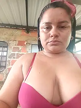 Snapshot of Lena_Cum69 chatting on 04.02.26 Lena Cum69 online show from 04.02.26