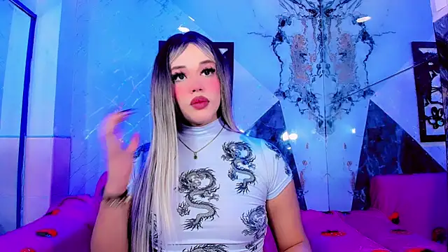 Snapshot of Cute_roxxxy chatting on 02.20.26 Cute roxxxy online show from 02.20.26