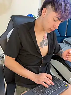 AlexanderCollman2 online show from 02.04.26