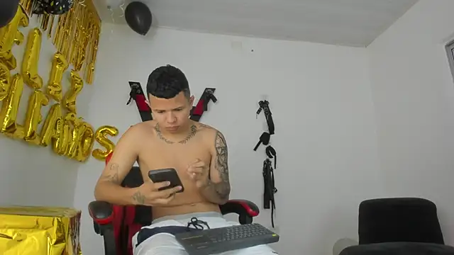 Steven and Camilo18 online show from 02.04.26