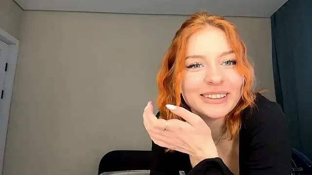 LuxuryRita online show from 02.05.26