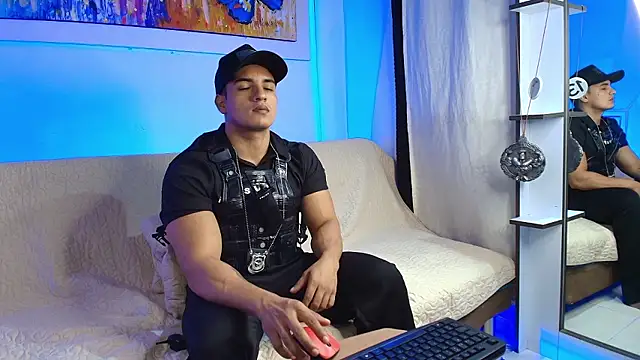jhon nicolas online show from 07.18.26