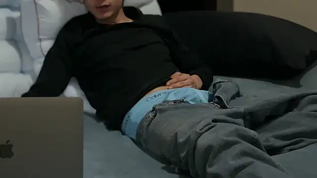 Mardelrey online show from 04.11.26