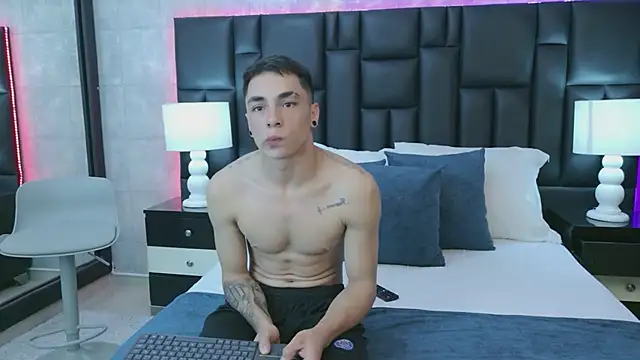 KarlaAndMike online show from 02.27.26