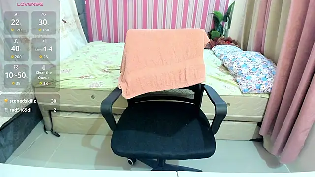 HornyAsianXxX online show from 05.10.26