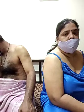 HoneyHush online show from 04.08.26