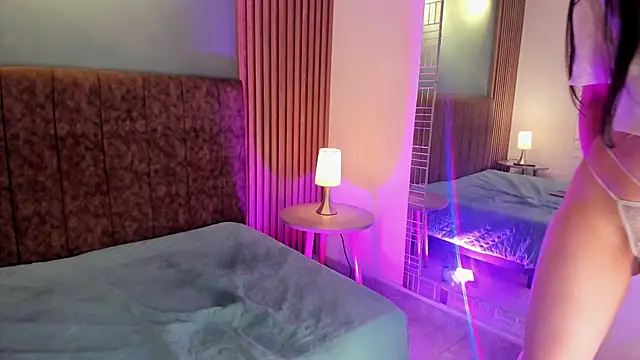 HannaWen  online show from 02.18.26