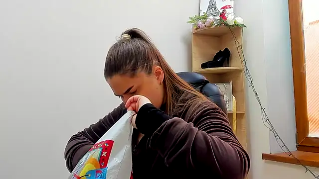 Maddinia online show from 02.02.26