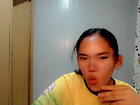 girlyteengrl online show from 02.04.26