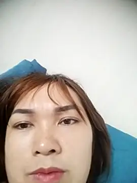 Snapshot of cute-hiphop chatting on 06.18.26 cute-hiphop online show from 06.18.26