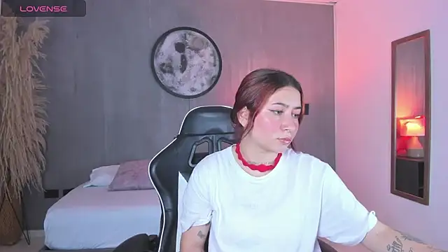 charlottee27  online show from 02.15.26