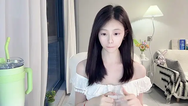 Snapshot of DYyyyyy-- chatting on 06.20.26 DYyyyyy-- online show from 06.20.26