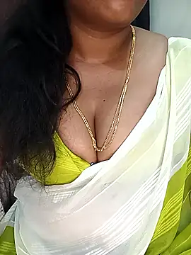 Snapshot of Chinnima143 chatting on 02.08.26 Chinnima143 online show from 02.08.26