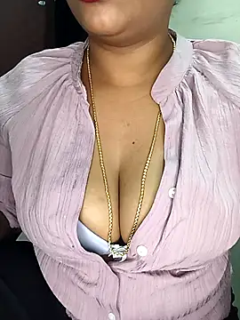 Snapshot of Chinnima143 chatting on 02.17.26 Chinnima143 online show from 02.17.26