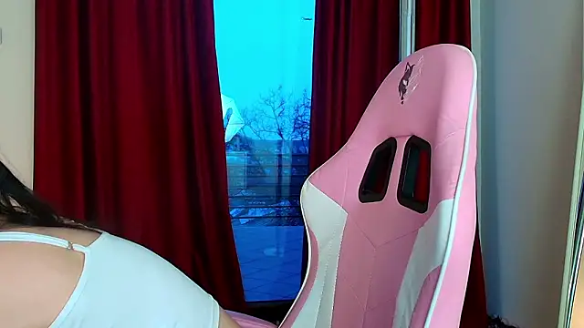 LunaAllure online show from 02.05.26