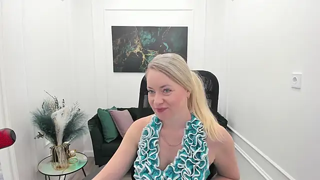 CharlotteKerti online show from 05.23.26