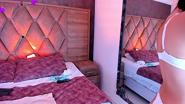 Snapshot of valeriekhaleesi chatting on 03.11.26 valeriekhaleesi online show from 03.11.26