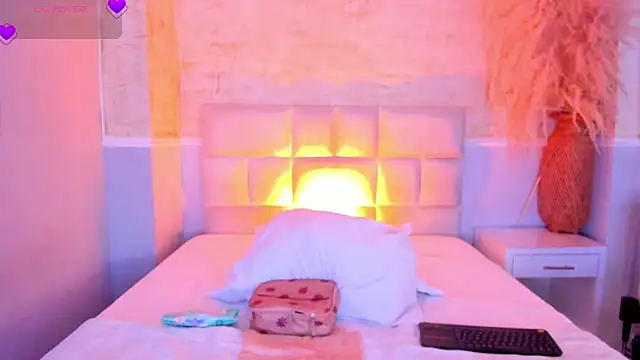 Snapshot of valeriekhaleesi chatting on 04.09.26 valeriekhaleesi online show from 04.09.26