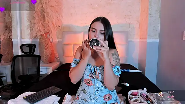 Snapshot of valeriekhaleesi chatting on 04.15.26 valeriekhaleesi online show from 04.15.26