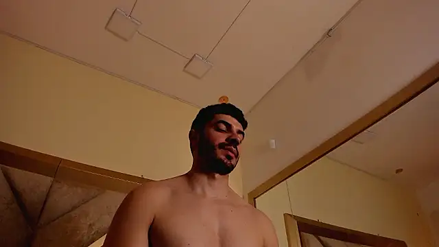 LaraandAxel online show from 02.27.26