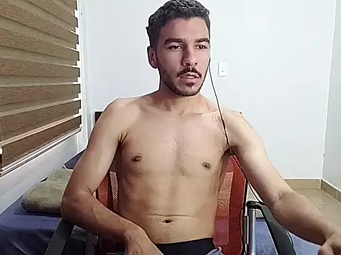 Snapshot of _s33bas chatting on 02.24.26 s33bas online show from 02.24.26