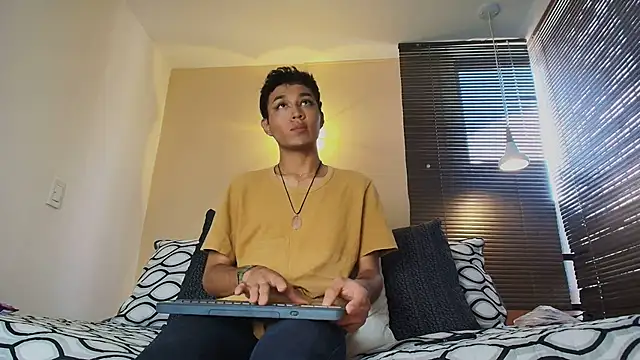 Damon Salvarote S online show from 02.23.26