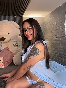 Snapshot of Magic_ivone chatting on 02.28.26 Magic ivone online show from 02.28.26