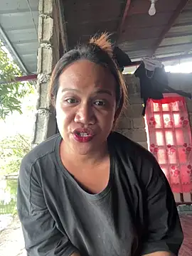 Snapshot of Queen-barbie chatting on 02.10.26 Queen-barbie online show from 02.10.26