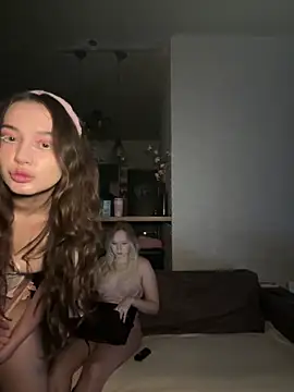 RollDollsi online show from 02.19.26