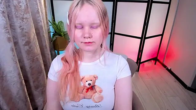 AnnieVibe online show from 04.18.26