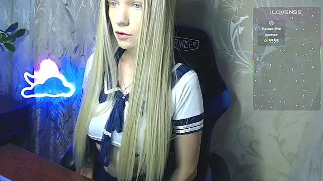 Shiny Victoria online show from 07.17.26