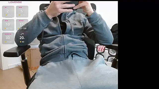 Luca282828 online show from 02.03.26