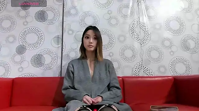 erinaka123 online show from 04.05.26