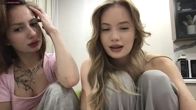 lola boo online show from 03.08.26