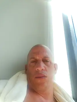 Snapshot of superhotpapi chatting on 02.11.26 superhotpapi online show from 02.11.26