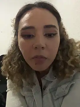 Isabelle Sara online show from 02.04.26