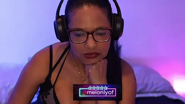 MelOnlyOf online show from 03.02.26