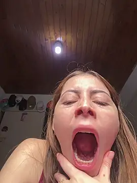 lilasun17 online show from 04.13.26