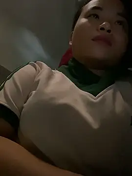 Snapshot of Myimy chatting on 02.17.26 Myimy online show from 02.17.26