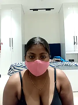 Snapshot of Sunitak450 chatting on 02.08.26 Sunitak450 online show from 02.08.26