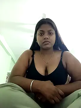 Snapshot of Sunitak450 chatting on 02.19.26 Sunitak450 online show from 02.19.26