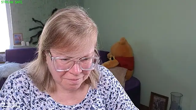 Emma Eclipsee online show from 07.21.26