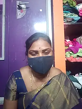 Snapshot of Tamil_Hot_Nisha chatting on 04.29.26 Tamil Hot Nisha online show from 04.29.26