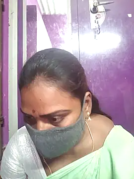 Snapshot of Tamil_Hot_Nisha chatting on 05.07.26 Tamil Hot Nisha online show from 05.07.26