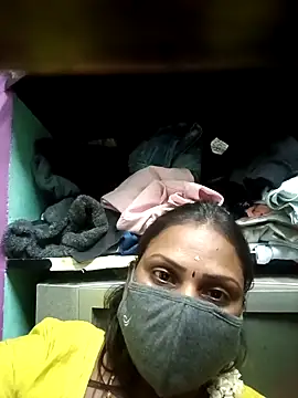 Snapshot of Tamil_Hot_Nisha chatting on 05.12.26 Tamil Hot Nisha online show from 05.12.26