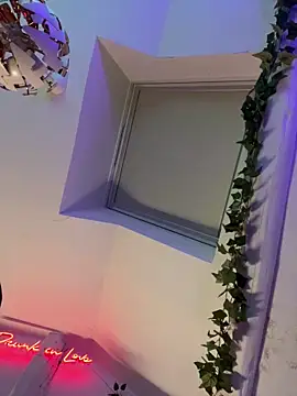 Piratee666 online show from 03.29.26