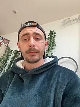 Piratee666 online show from 04.14.26