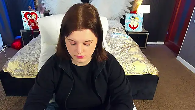 KristiFoxy online show from 04.08.26