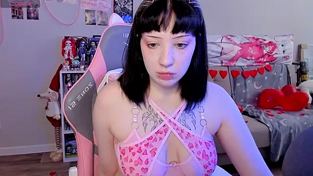 MollysLand online show from 02.09.26